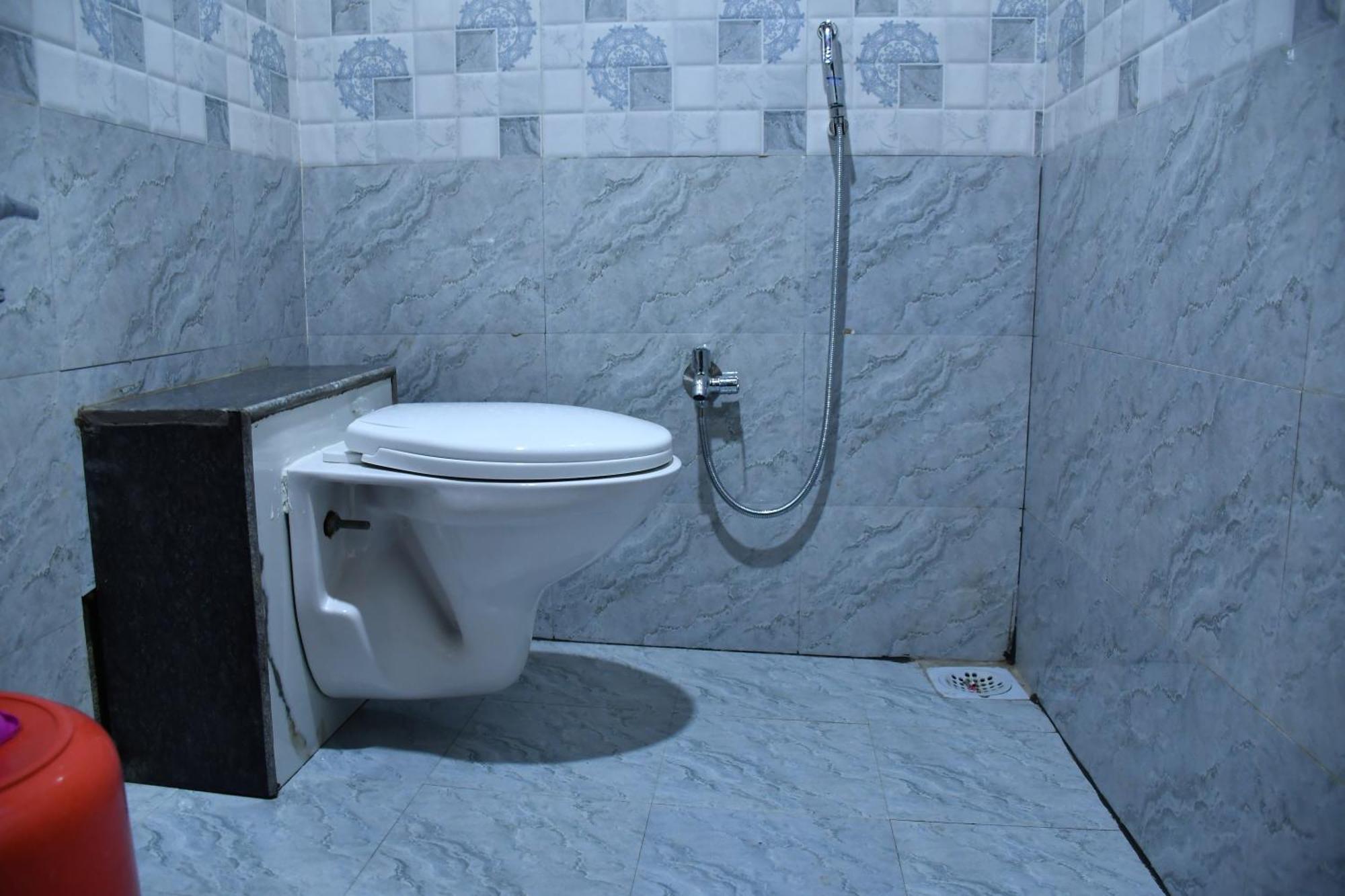 Hotel Kalika Residency Akalkot Esterno foto